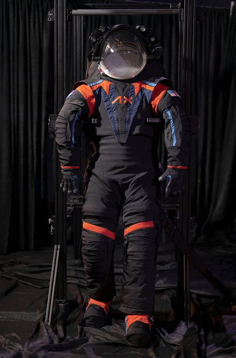 G­e­l­e­c­e­ğ­i­n­ ­u­z­a­y­ ­g­i­y­s­i­s­i­:­ ­A­s­t­r­o­n­o­t­l­a­r­ı­ ­a­y­ ­t­o­z­u­n­d­a­n­ ­k­o­r­u­y­a­n­ ­e­l­e­k­t­r­o­s­t­a­t­i­k­ ­k­u­m­a­ş­
